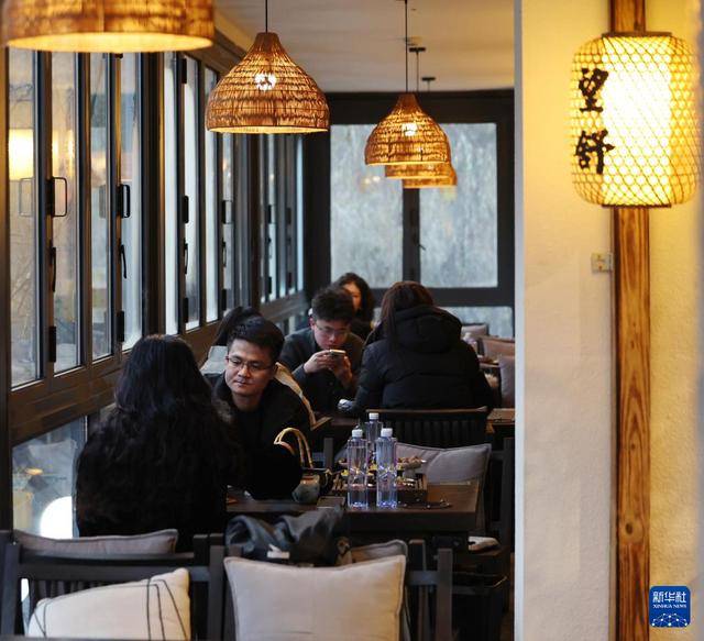 兰州:“烟火气”聚集地激活消费新动能